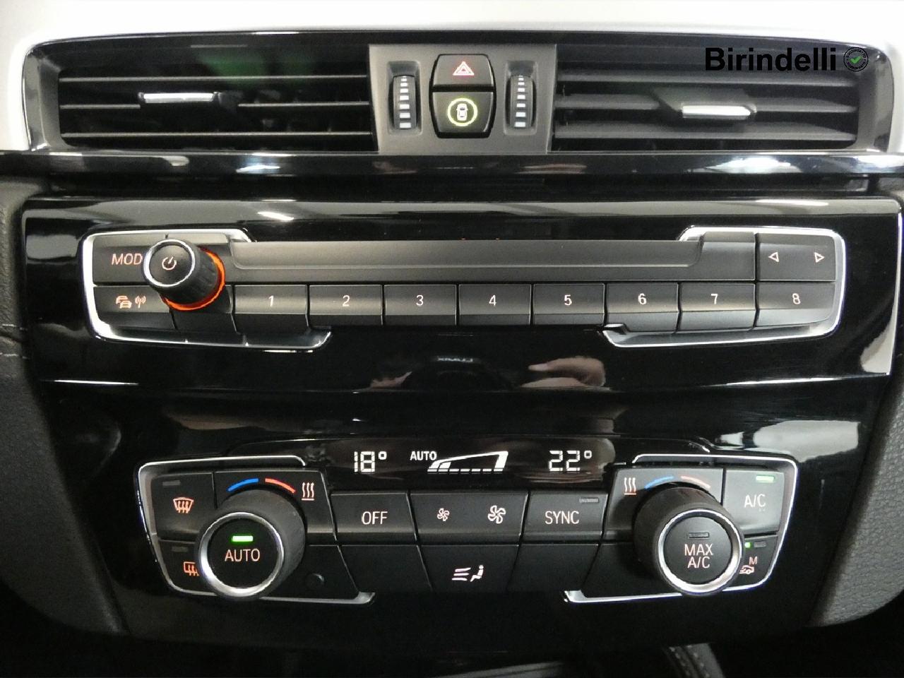 BMW X2 (F39) - X2 sDrive18d Business-X