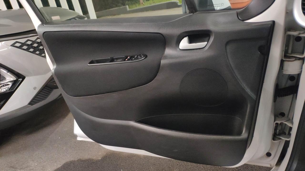 Peugeot 207 1.4 HDi 68CV 5p. Sweet Years