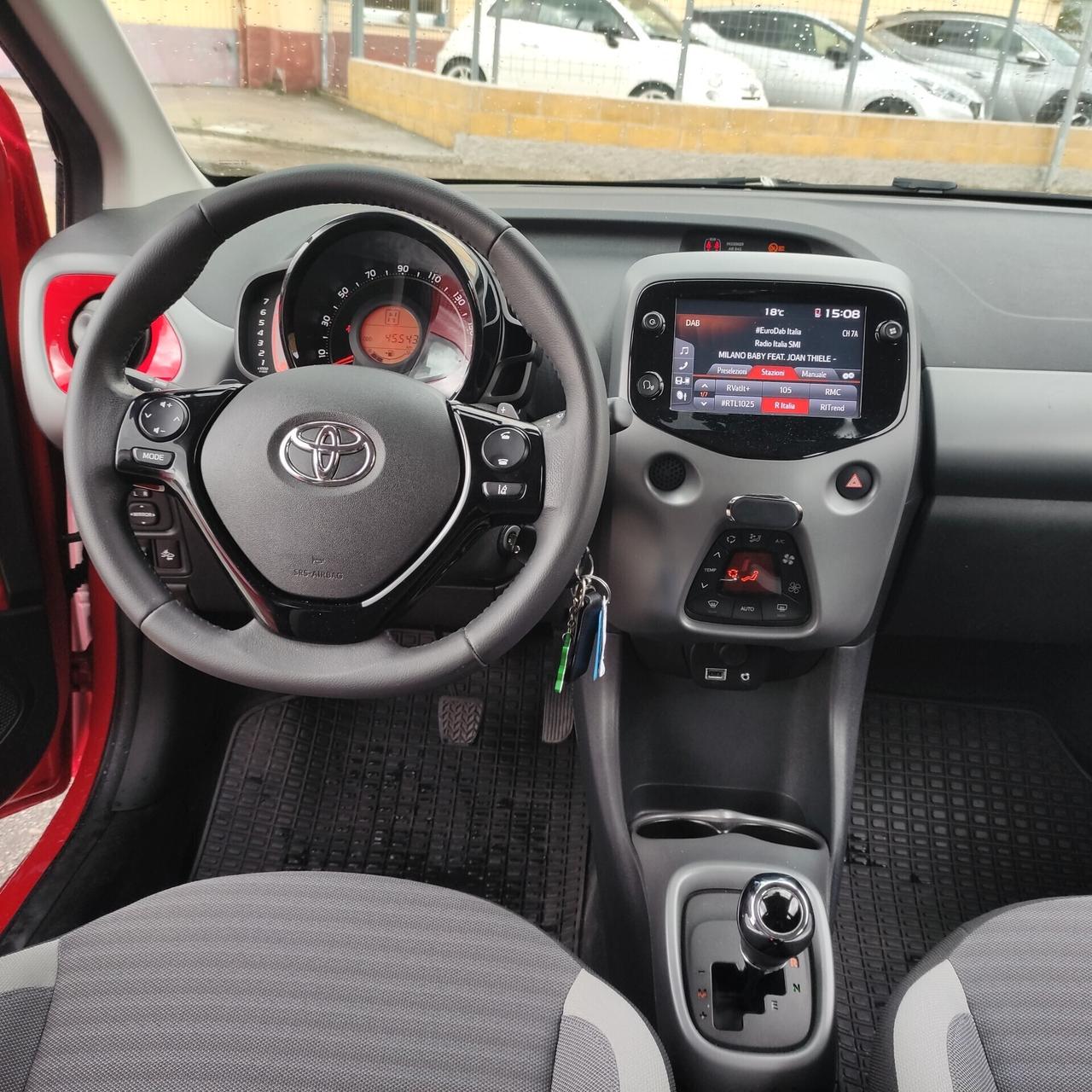 Toyota Aygo X 1.0 VVT-i 72 CV 5 porte Lounge Air S-CVT