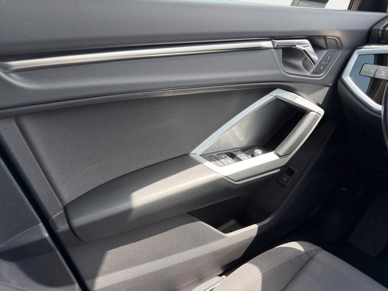 Audi Q3 SPB 35 TDI Business Plus - 2022