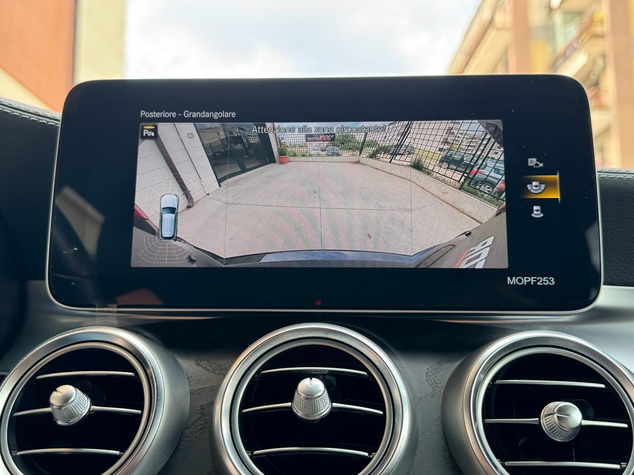 MERCEDES-BENZ GLC 300D PREMIUM PLUS 4MATIC FULL