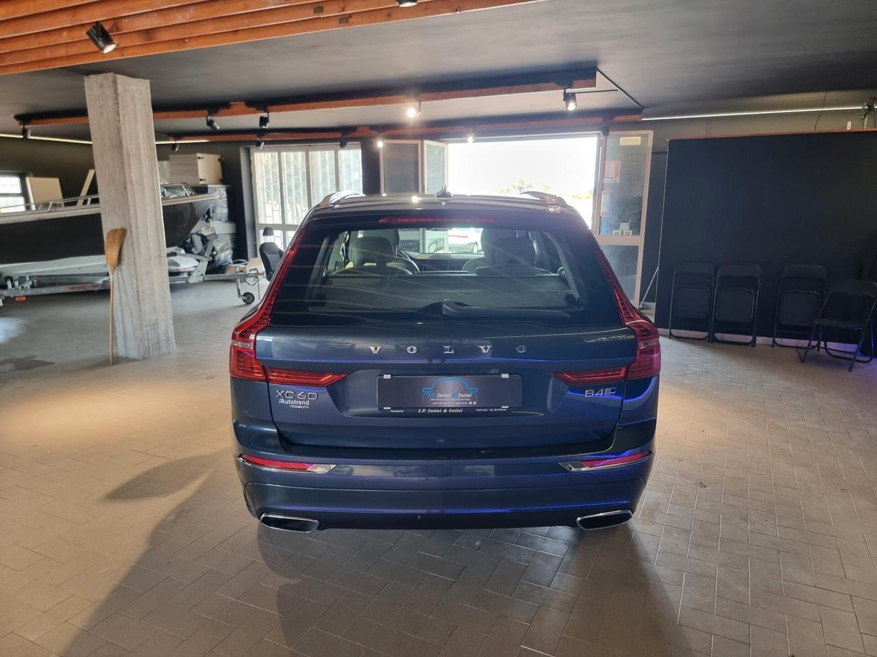 VOLVO XC60 2.0 B4d Mild Hybrid 197 CV Inscription Auto • PER OPERATORI DEL SETTORE