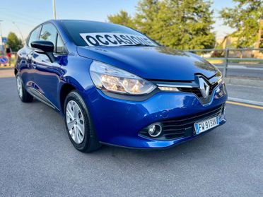 Renault Clio TCe 12V 90 CV 5 porte Moschino Intens