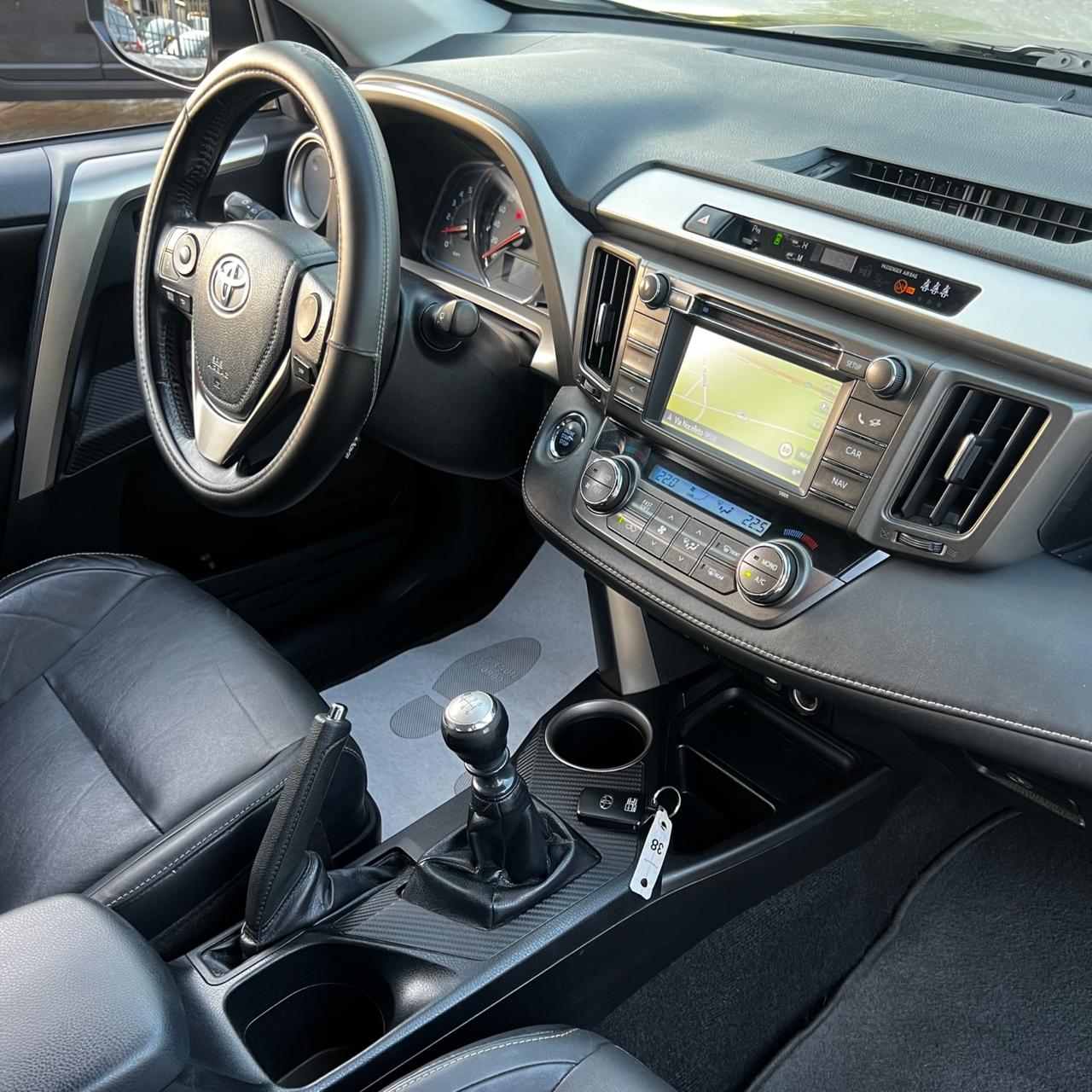 Toyota RAV 4 RAV4 2.0 D-4D 4WD Lounge, UNICO PROPRIETARIO, KM CERTIFICATI TOYOTA