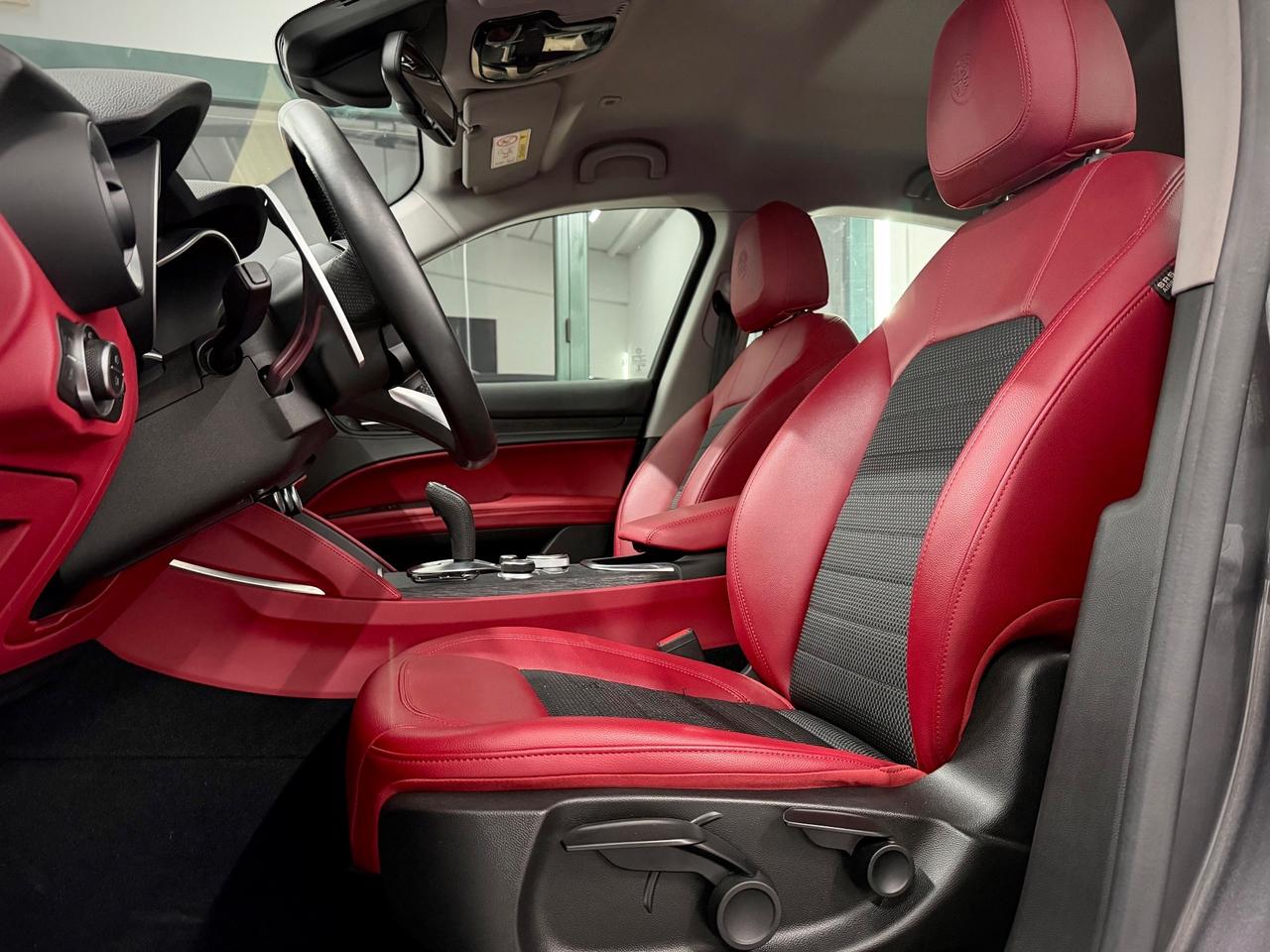 Alfa Romeo Stelvio 2.2 Turbodiesel 190 CV AT8 RWD Executive