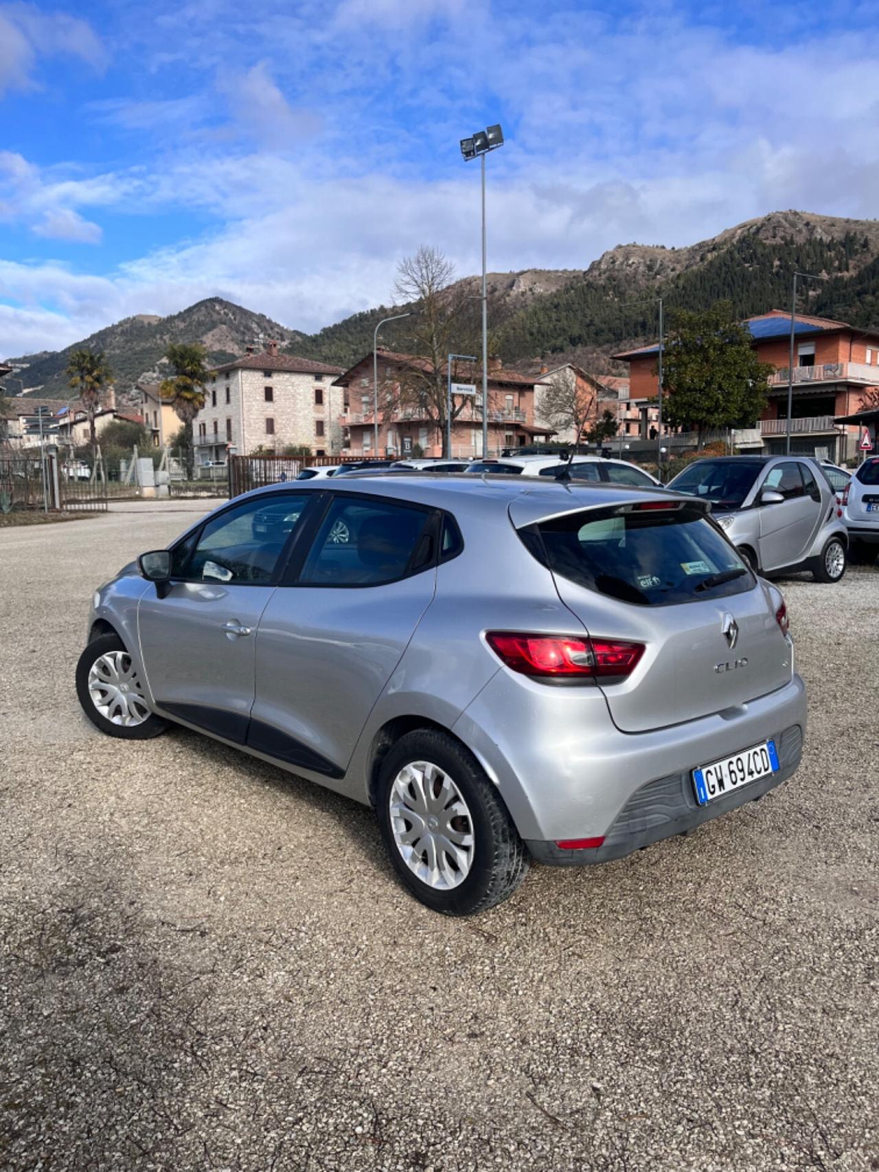 Renault Clio 1.5 Diesel 75CV 5 porte 2015 PERFETTA