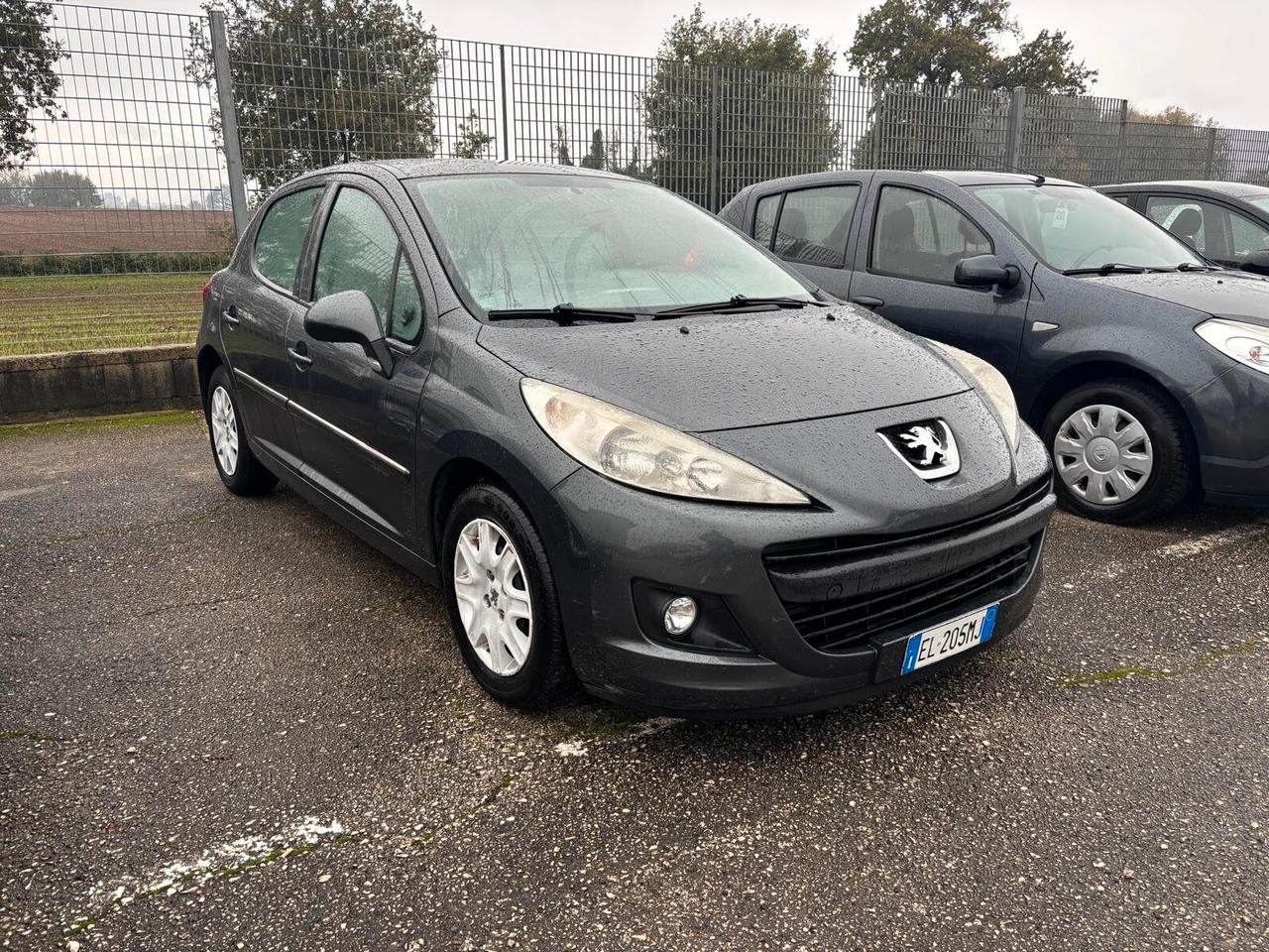 Peugeot 207 1.4 HDi 70CV 5 porte - 2012