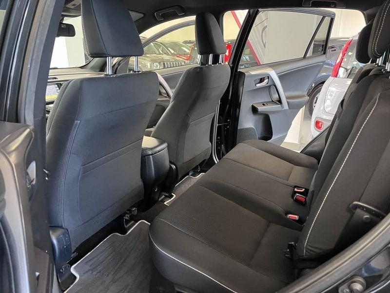 Toyota RAV4 2.5 Hybrid 2WD Dynamic+