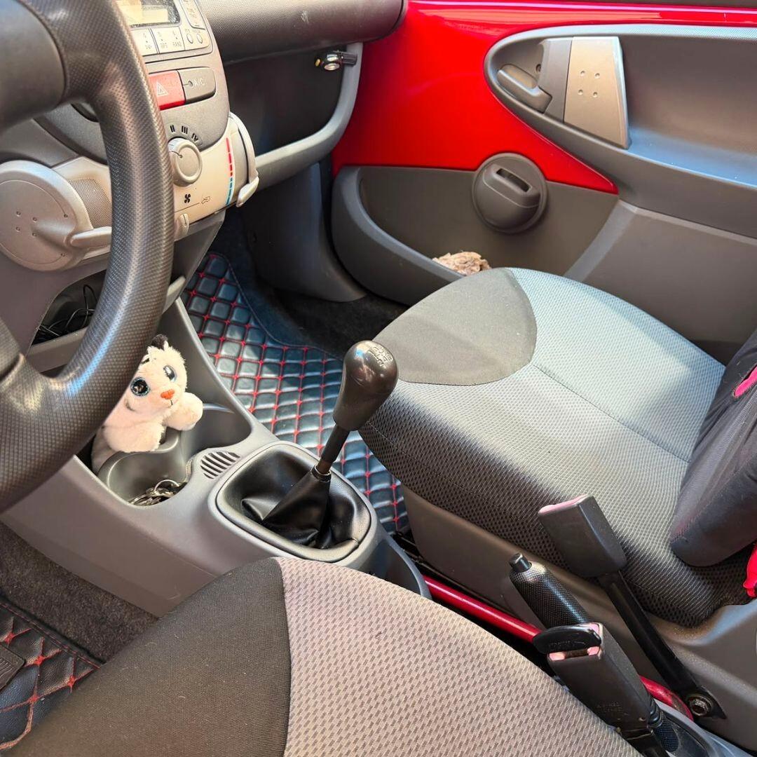 Toyota Aygo 1.4 turbodiesel 5 porte - 54CV