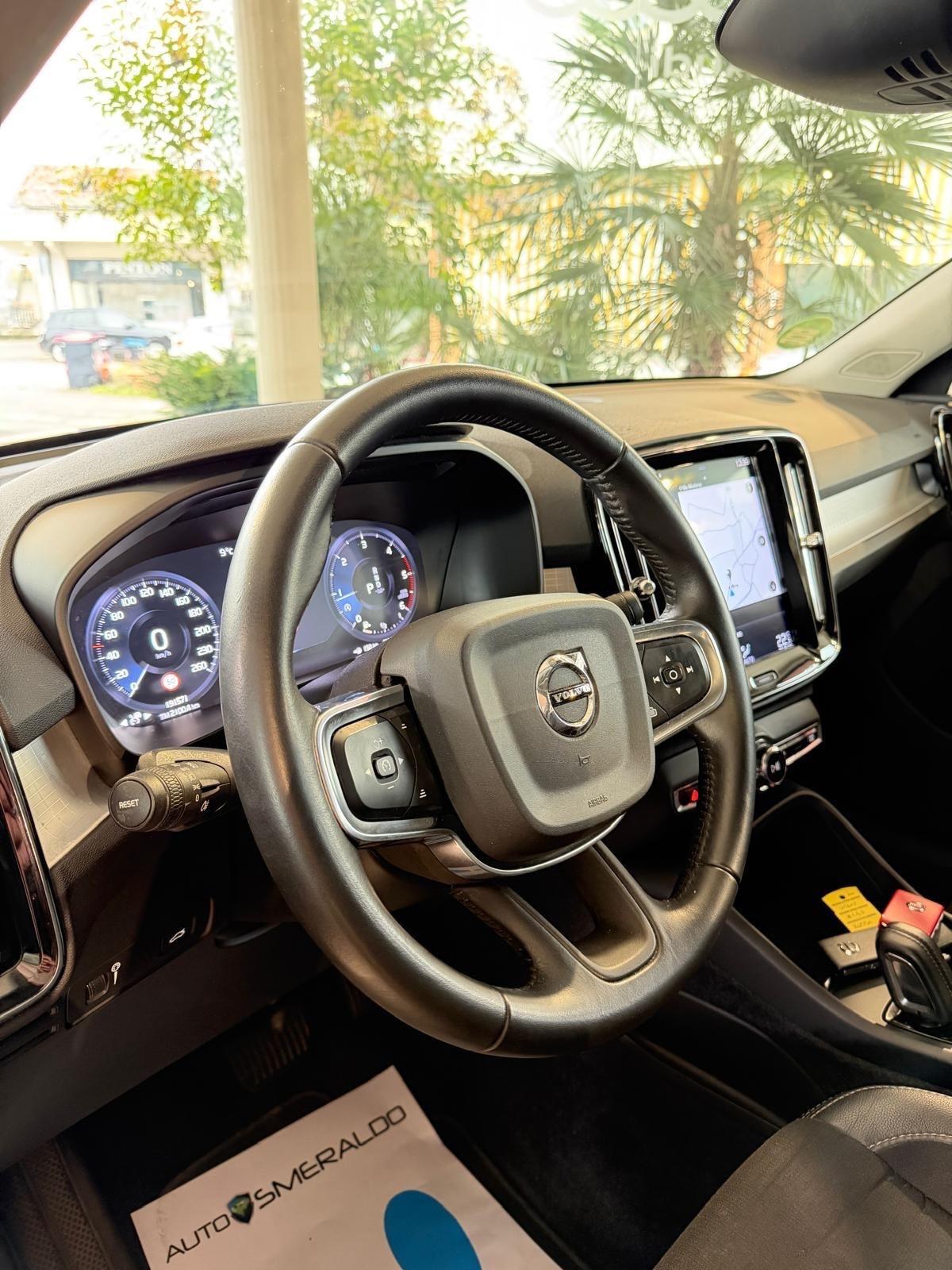 Volvo XC40 D4 AWD Geartronic R-design