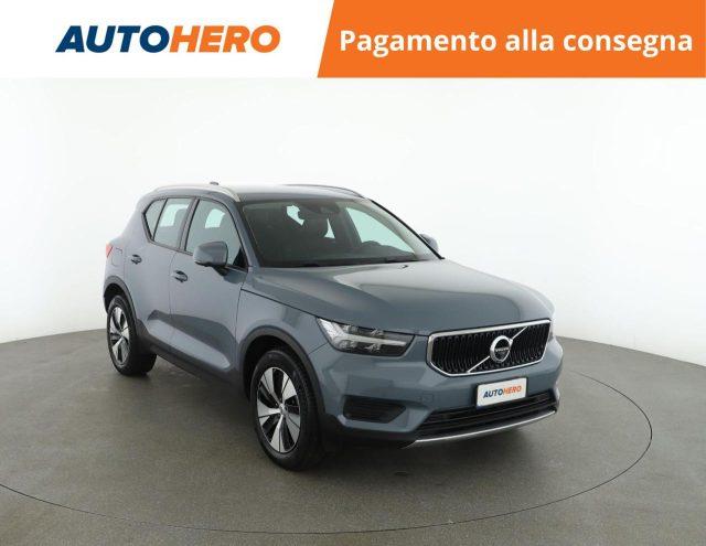VOLVO XC40 T3 Geartronic Momentum Pro