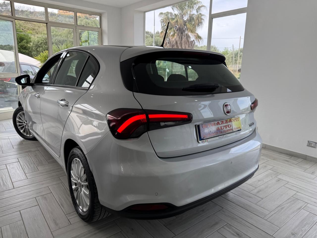 Fiat Tipo 1.6Mjt 5P 130CV LOUNGE+FULL LED/NAV2022