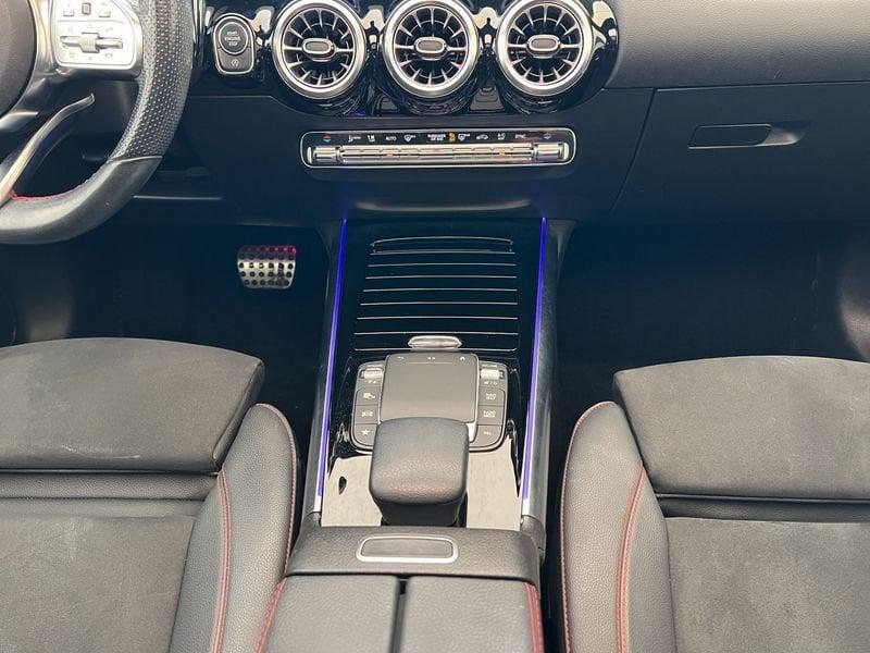 Mercedes-Benz GLA GLA 200 d Automatic Premium