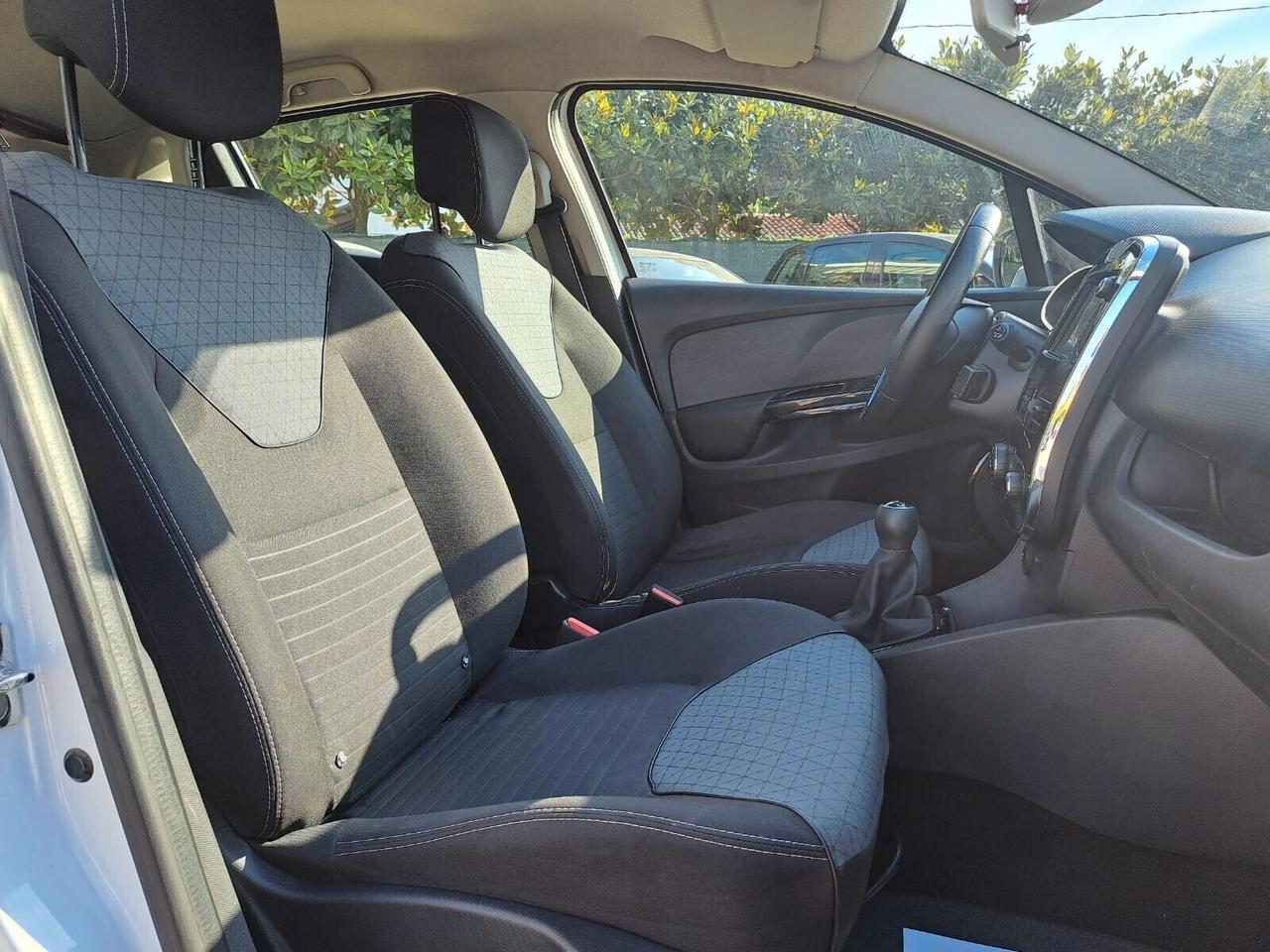 Renault Clio 1.5 dCi / 66KW / 90CV / OK NEOPATENTATI