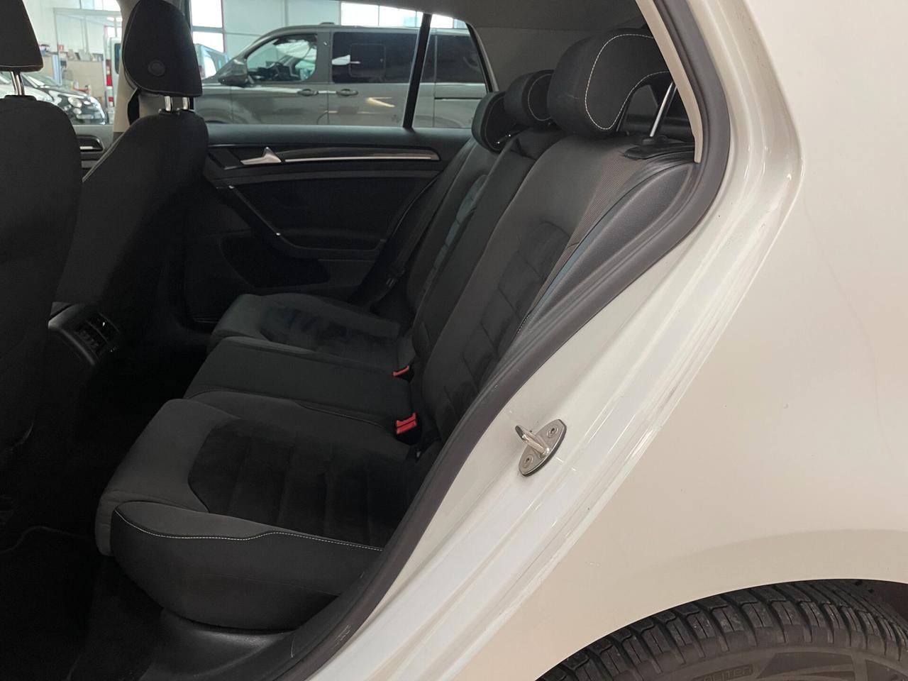 Volkswagen Golf HighLine Business 1.4 TGI Metano 5 porte-Ok Neopatentati-LEGGI SOTTO