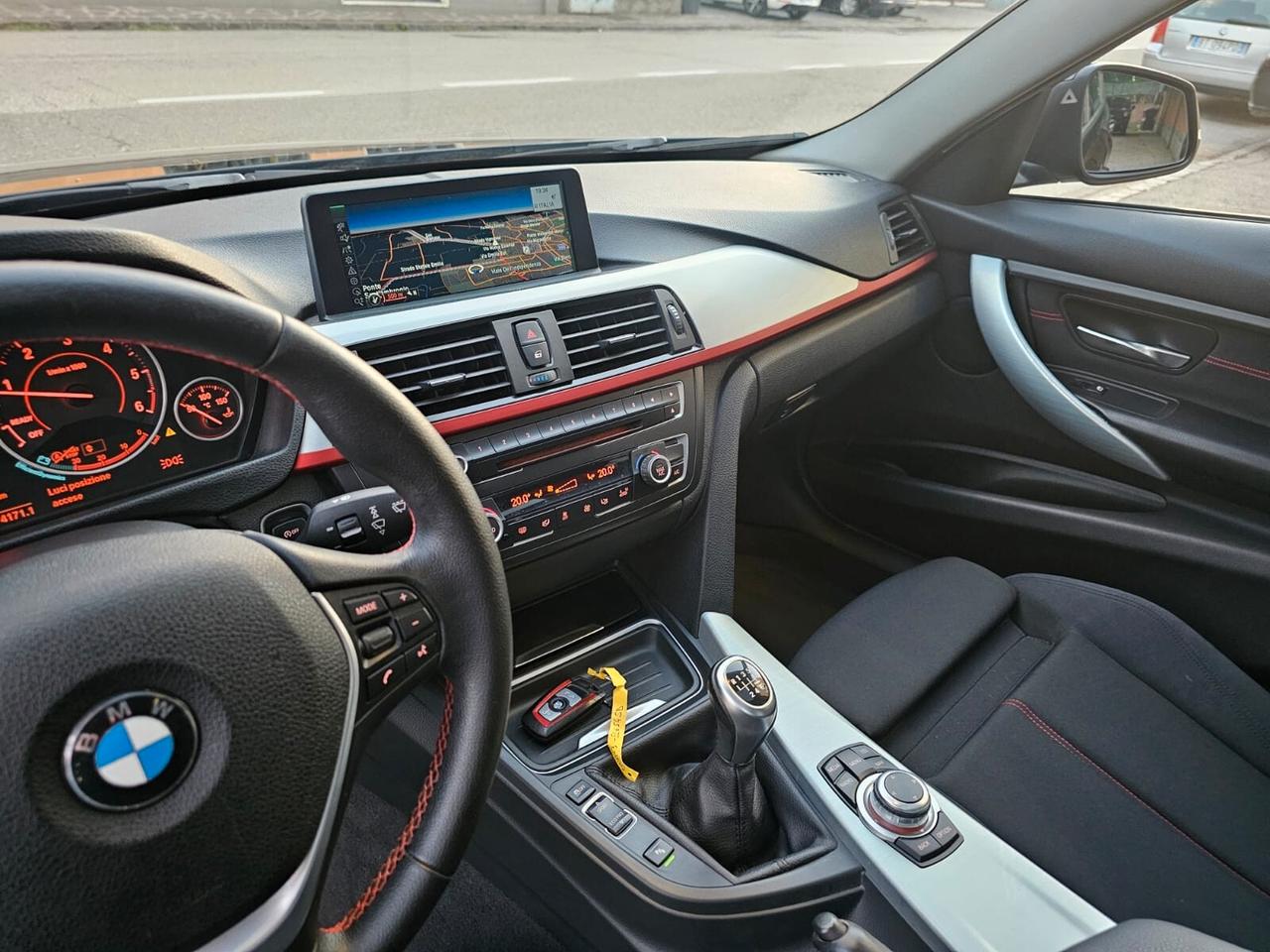 Bmw 316d 115cv Sport*Navi*Bi-Xeno*Tetto*Pdc*17*