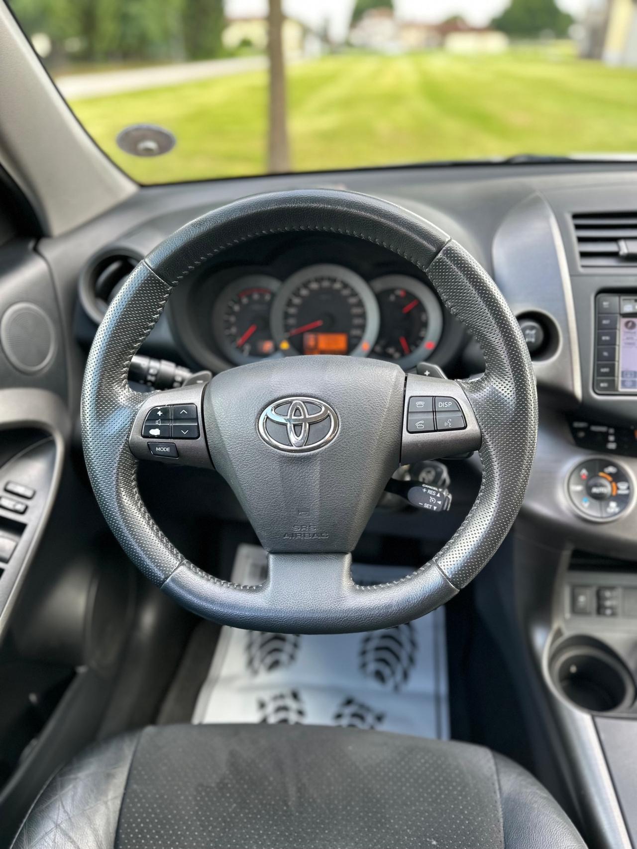 Toyota RAV 4 RAV4 Crossover 2.2 D-Cat 4X4 A/T 150 CV Style