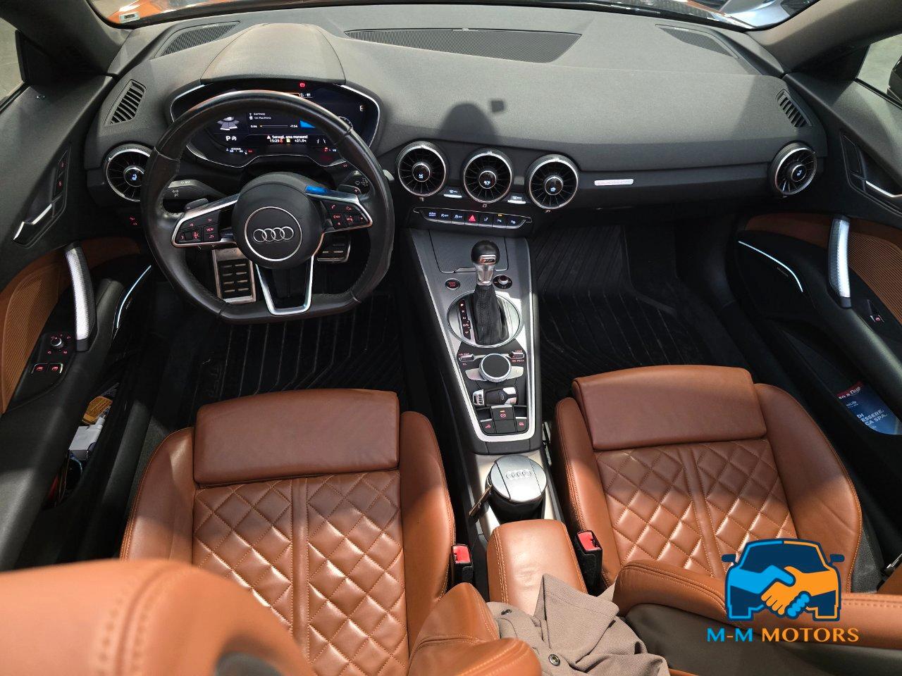 Audi TT Roadster 2.0 tfsi S line quattro s-tronic