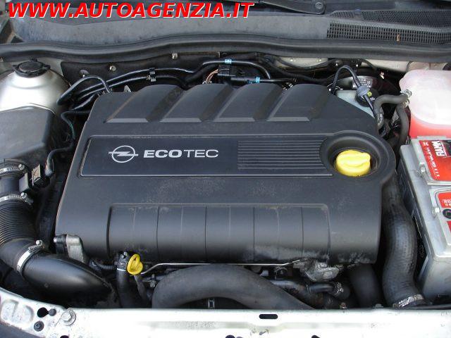 OPEL Astra 1.9 16V CDTI 150CV COUPE/CABRIOLET