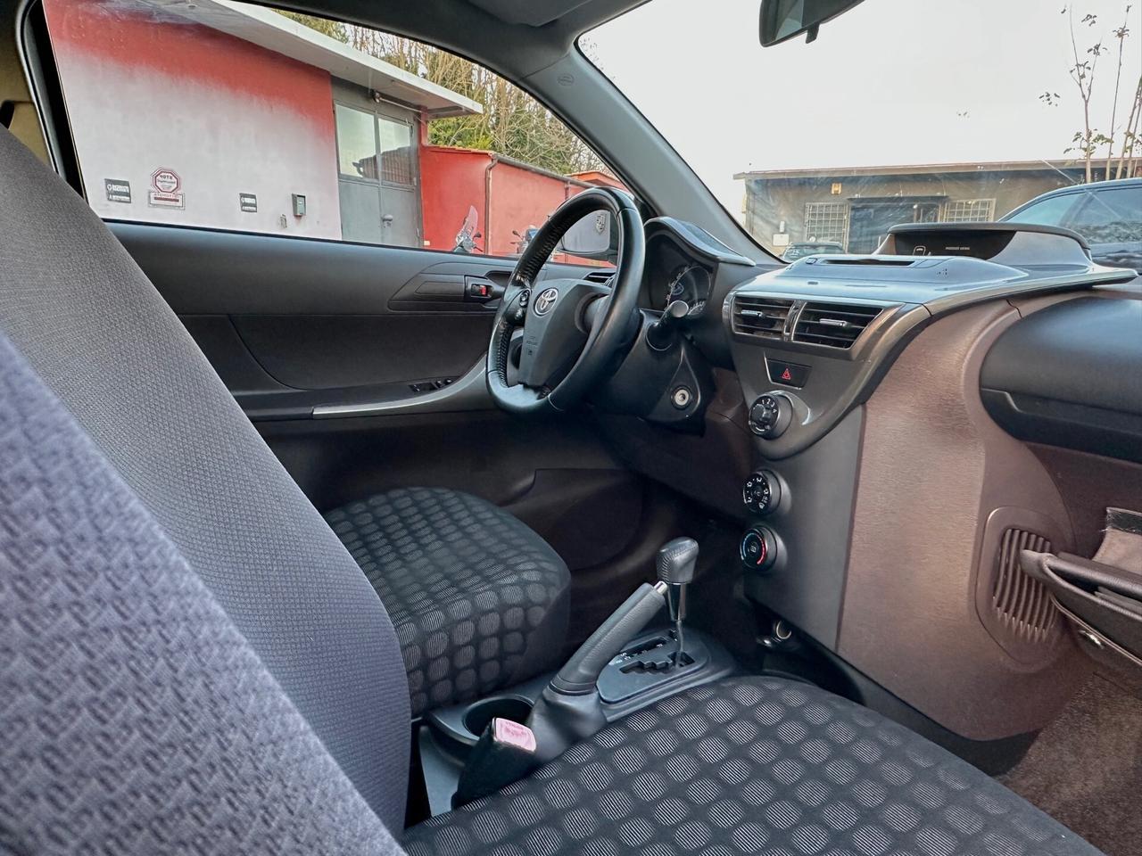 Toyota iQ 1.0 Multidrive Aut. Cerchi Permute Rate GARANTITA