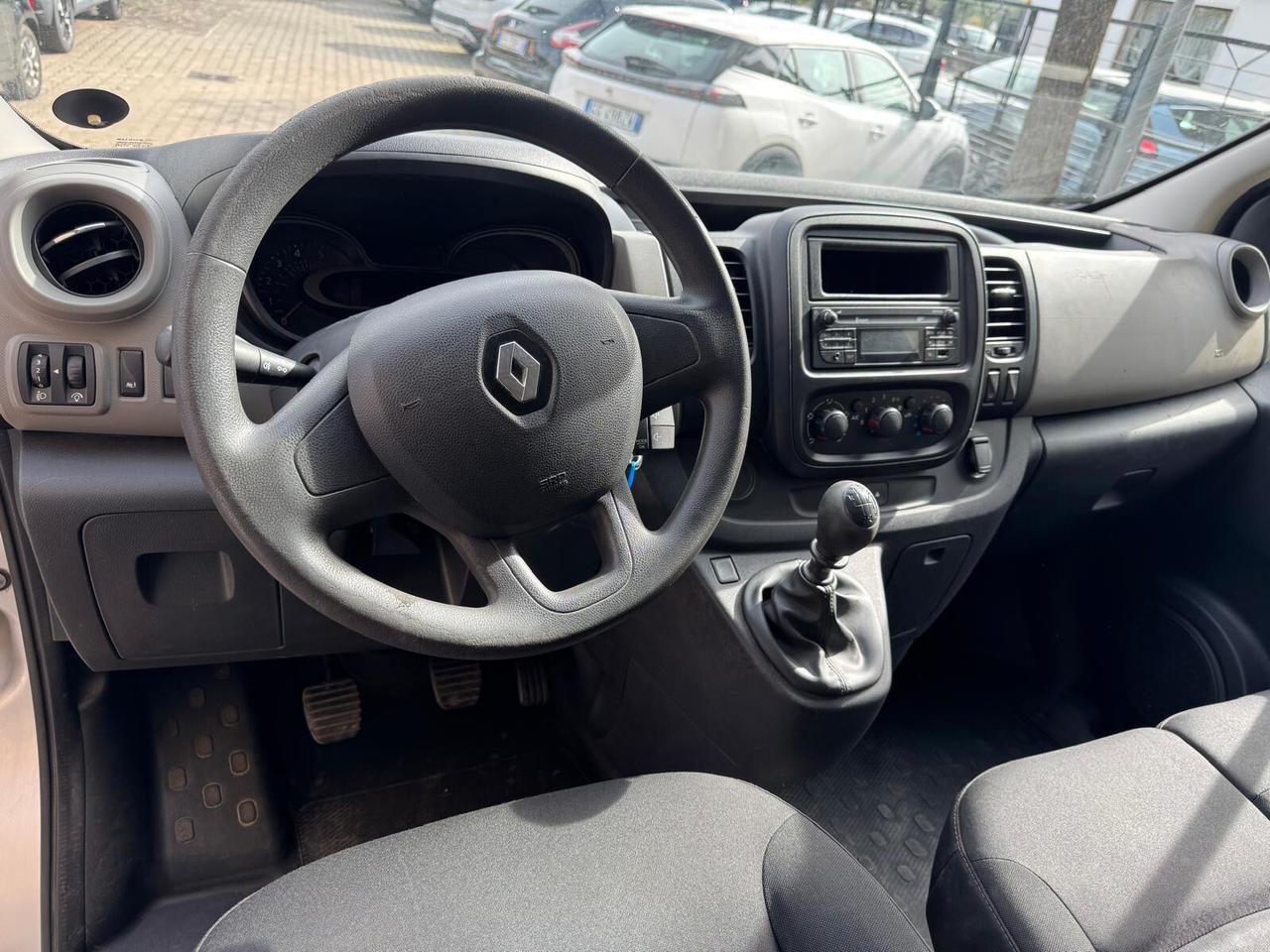 Renault Trafic 9 POSTI ZEN L1 T27 1.6 DCI 95CV S&S E6