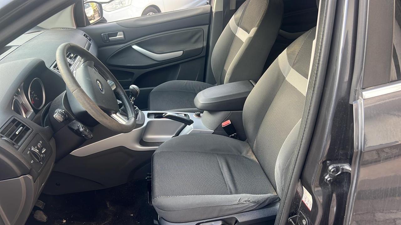 Ford Kuga Kuga+ 2.0 TDCi 136 CV 2WD DPF