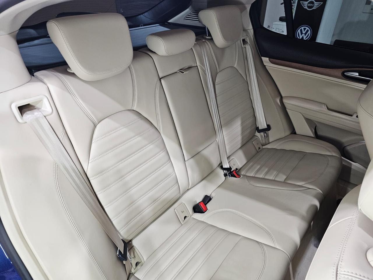 Alfa Romeo Stelvio 2.2 AT8 Q4 210 CV Executive