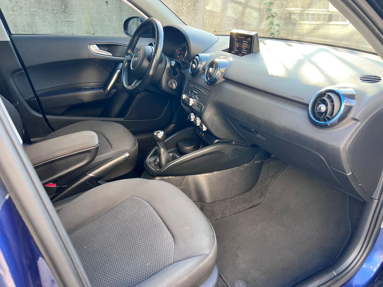 Audi A1 Sportback 1.0 82 CV TFSI Admired S-Line mtm