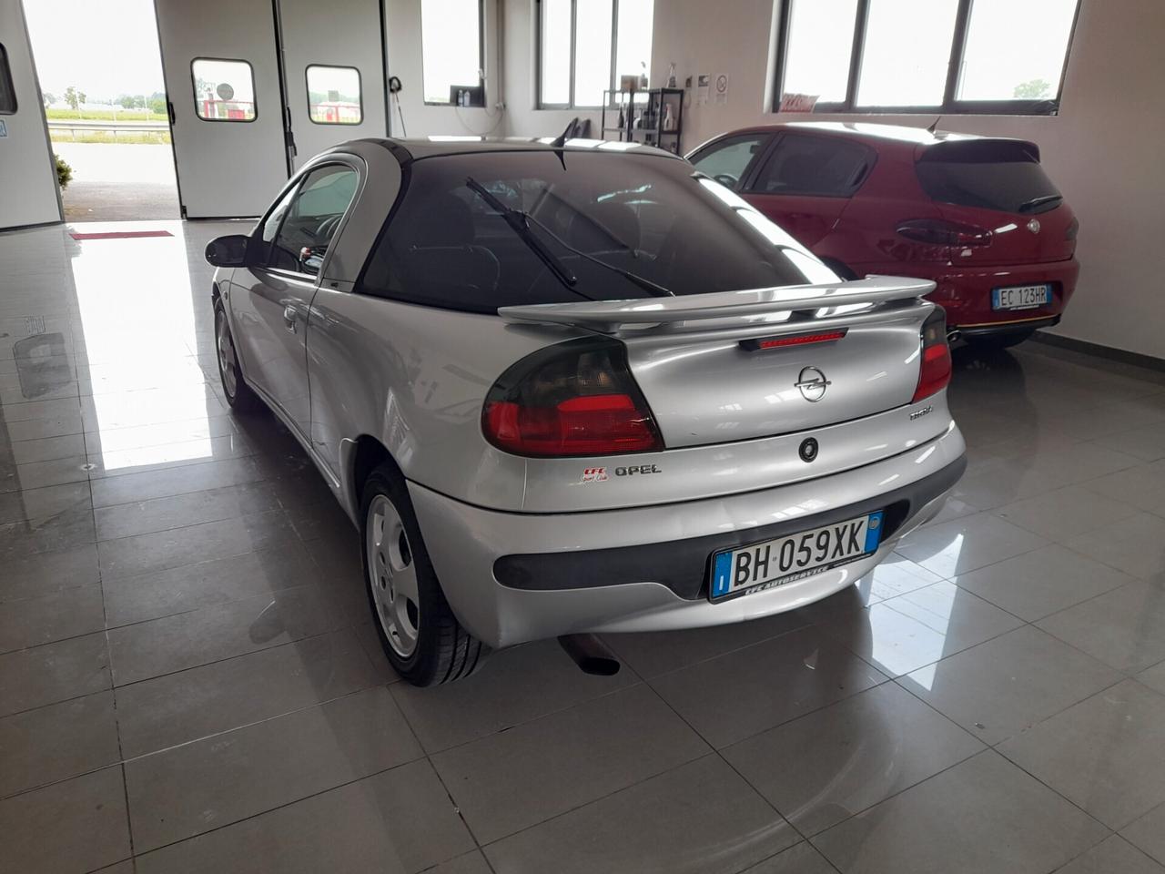 Opel Tigra 1.4i 16V cat