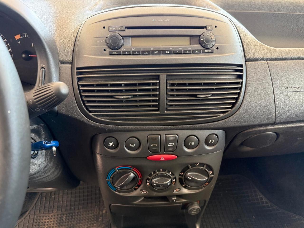 Fiat Punto 1.2 5 porte Active Natural Power