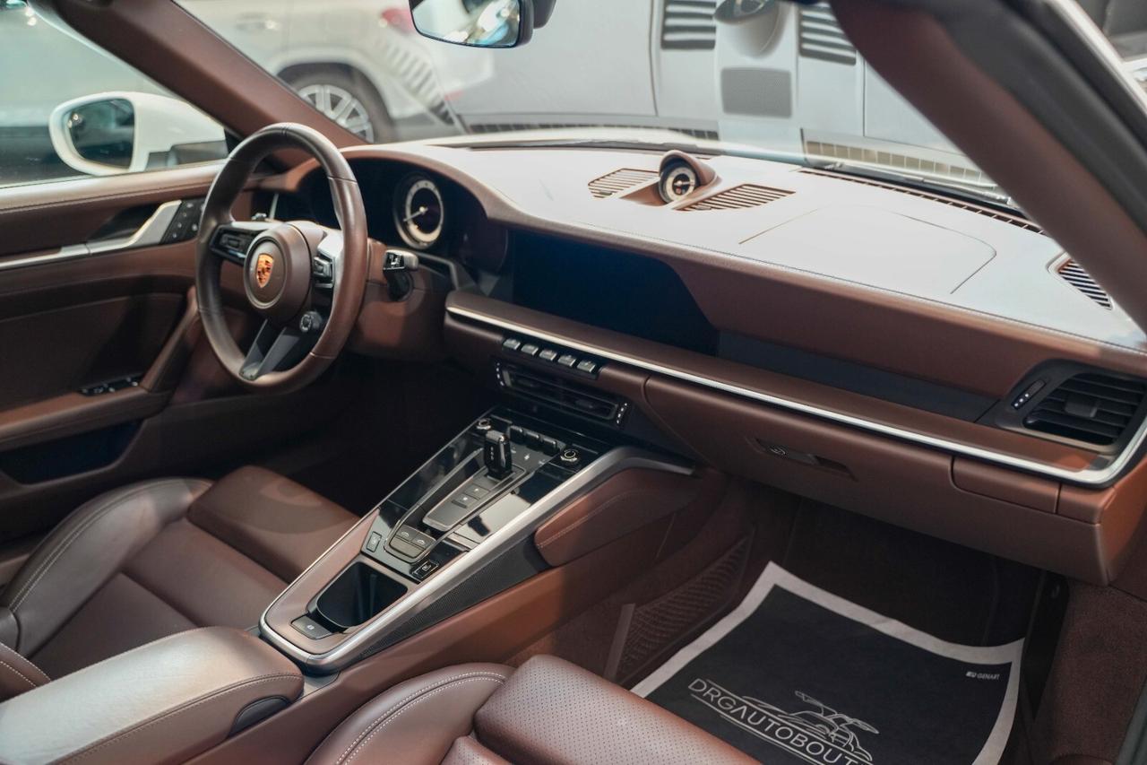 Porsche 911 992 Targa 4 BOSE/14-VIE/PELLECLUB