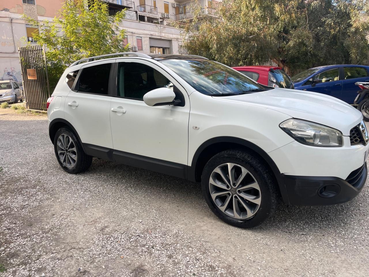 Nissan Qashqai 1.5 dCi DPF Tekna