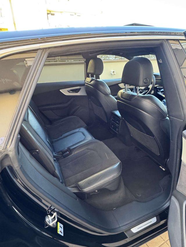 AUDI Q8 50 3.0 tdi S-line Tetto cerchi 22 quattro