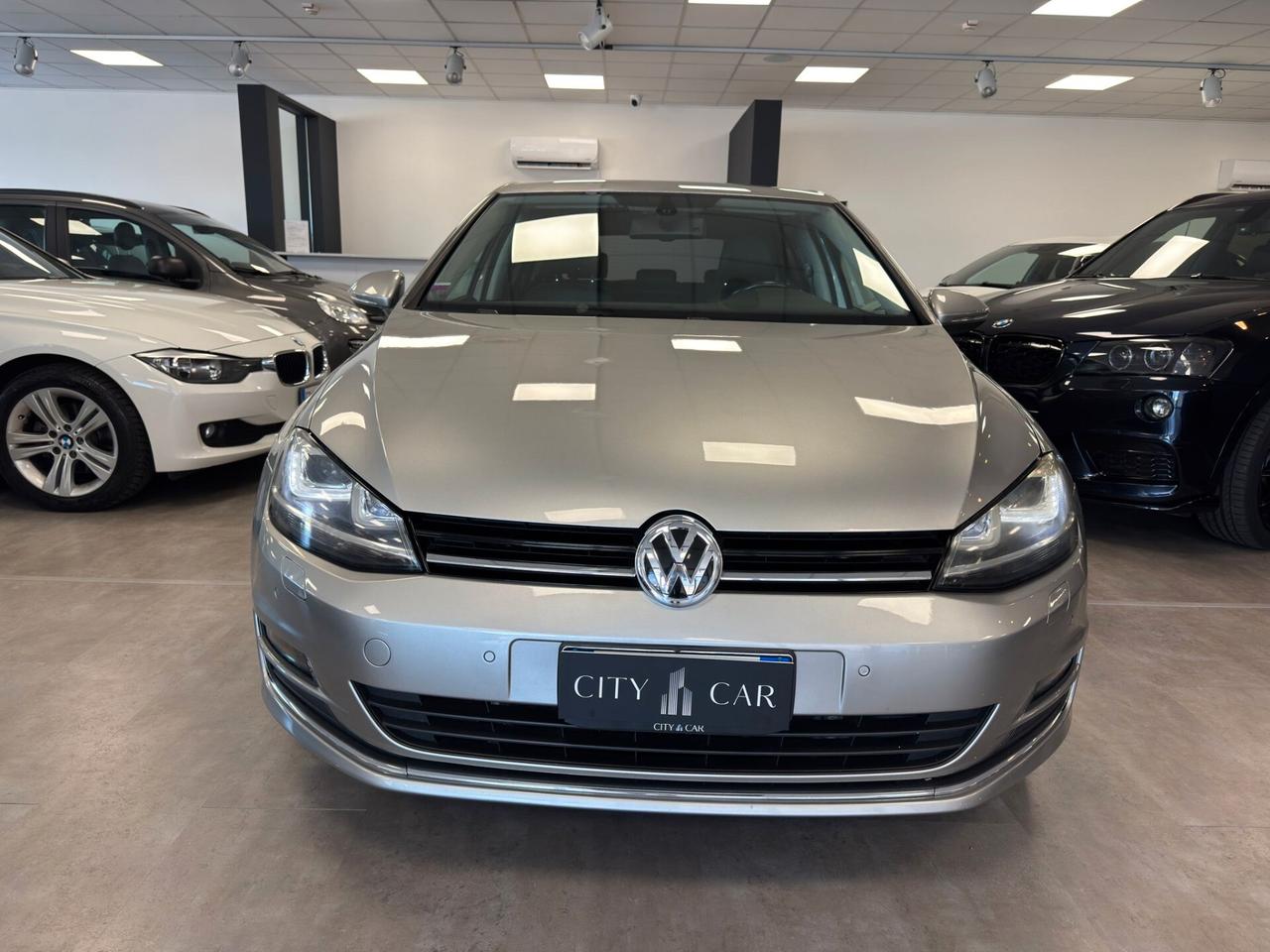 Volkswagen Golf VII 2.0 TDI DSG 5p. Highline