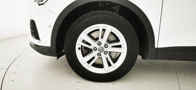 AUDI Q3 40 TFSI quattro S tronic