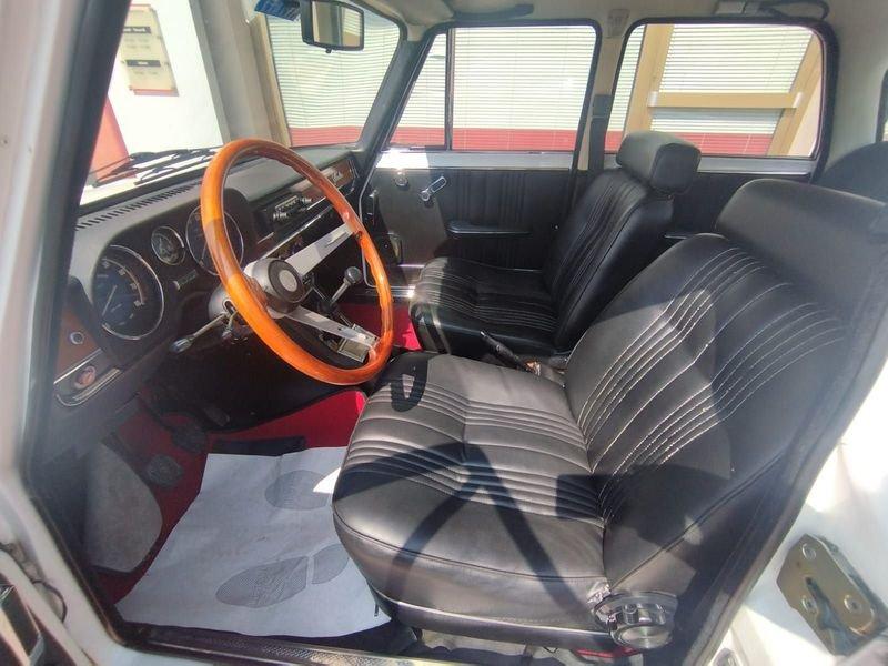 Alfa Romeo Giulia SUPER 1300