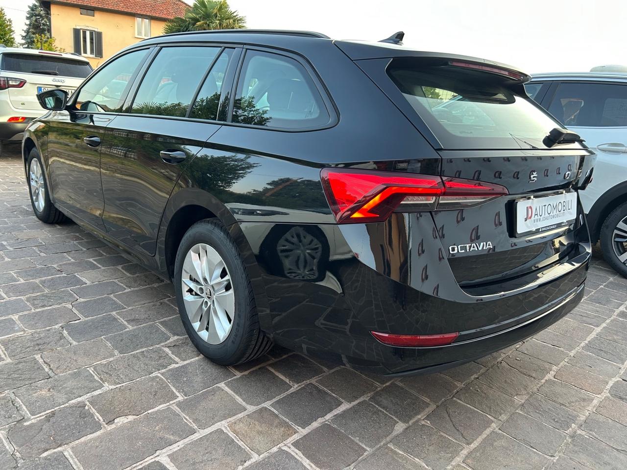 Skoda Octavia 2.0 TDI EVO cambio automatico