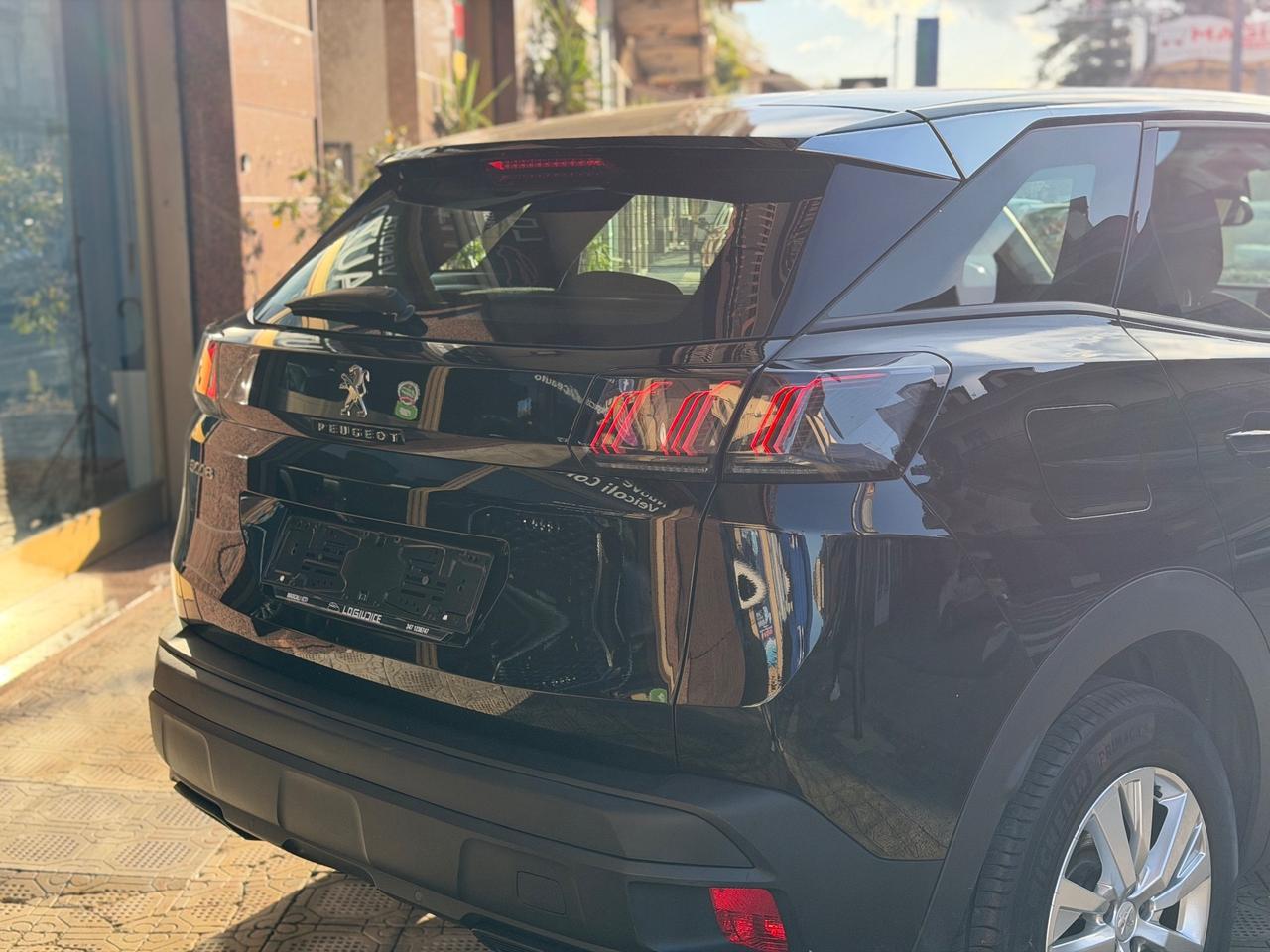 Peugeot 3008 BlueHDi 130 S&S EAT8 Allure