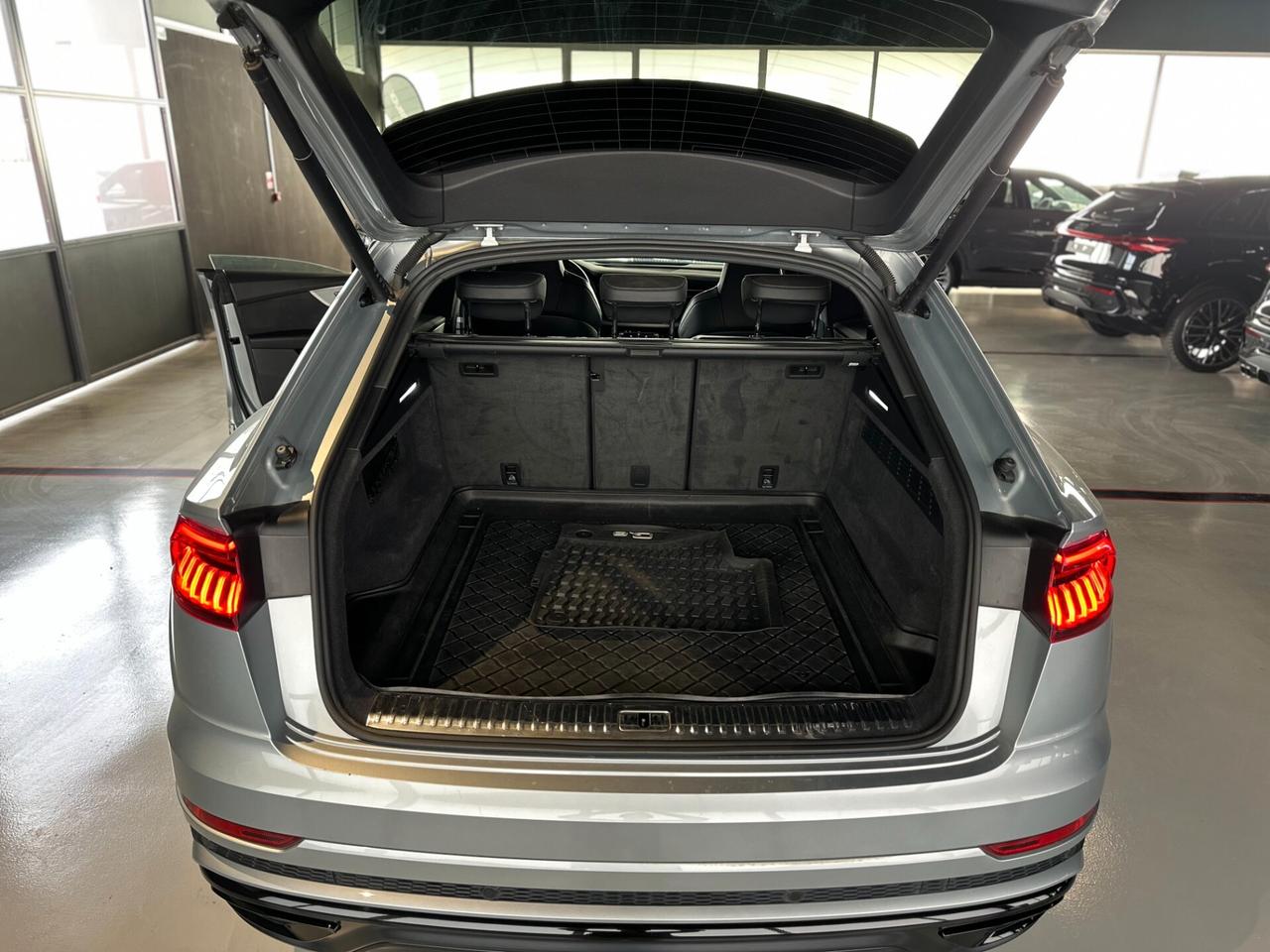 Audi Q8 50 TDI 286 CV quattro tiptronic Sport