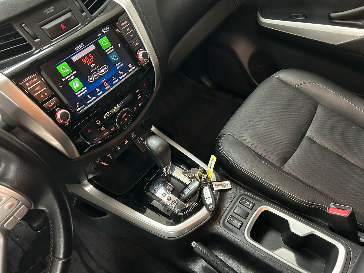 Nissan Navara 2.3 dci d.cab N-Connecta 190cv