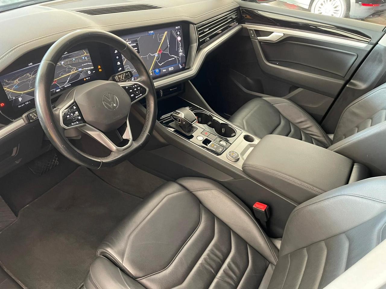 VOLKSWAGEN TUAREG 3.0TDI ELEGANCE 231cv TIPTRONIC
