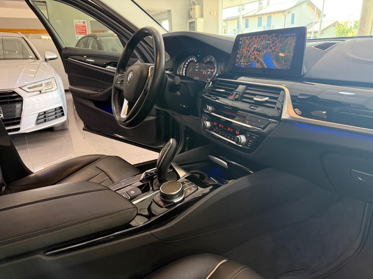 Bmw 520 Touring 520d Luxury auto