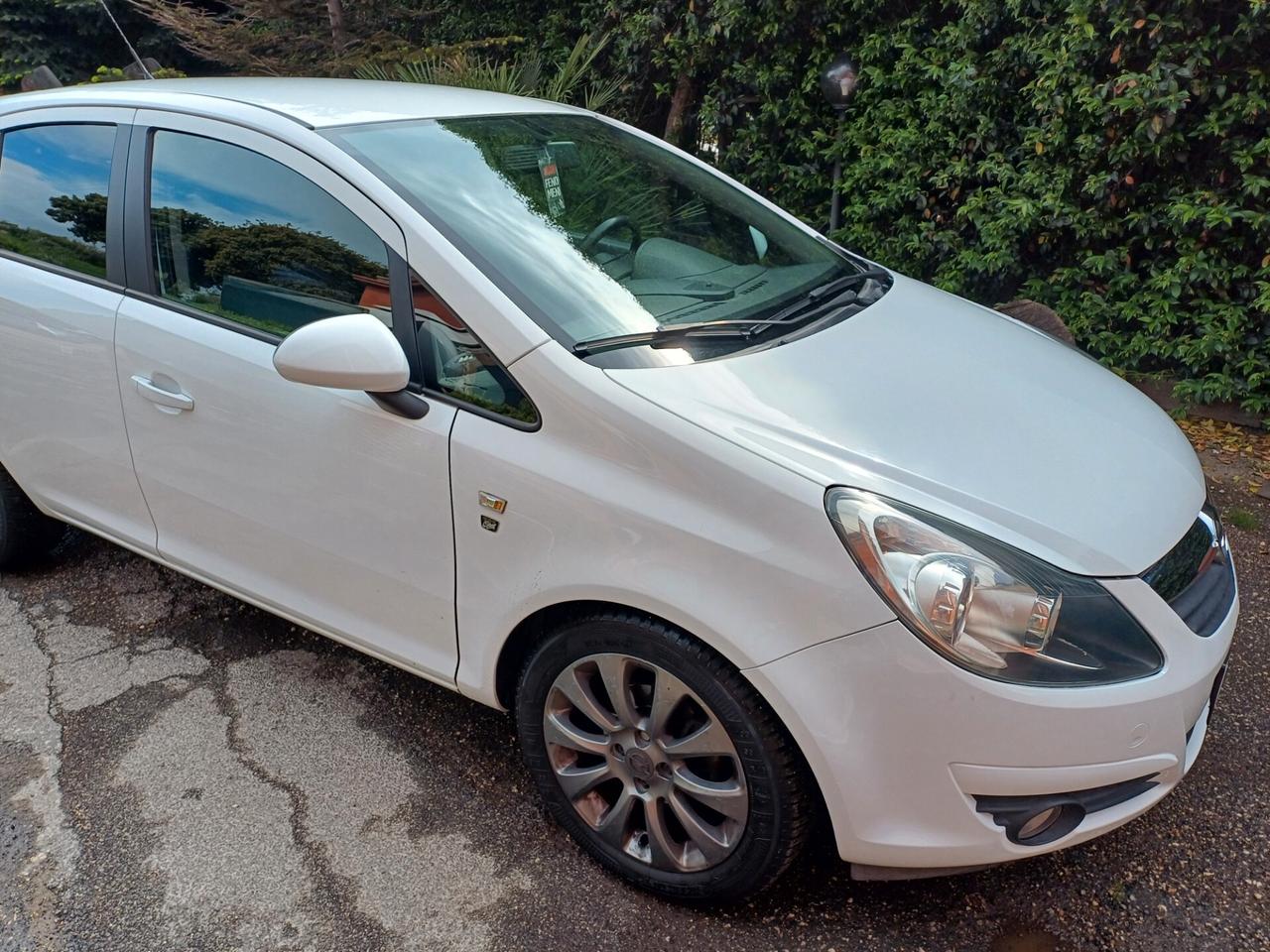Opel Corsa 1.2 85 CV 5 porte anche Neopatentati Euro 5