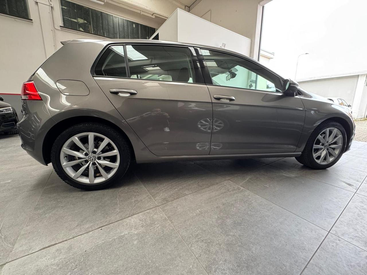 Volkswagen Golf 1.6 TDI 110 CV DSG 5p. Highline BlueMotion Technology