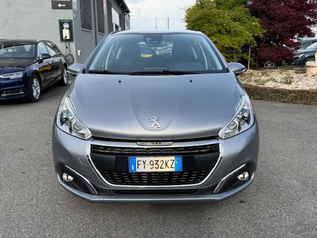 Peugeot 208 PureTech 82 5 porte Allure