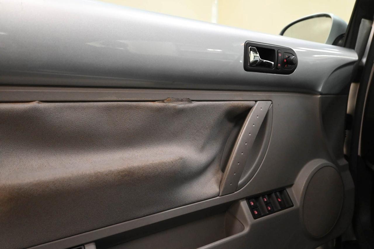 VOLKSWAGEN New Beetle 1.9 TDI 101CV Cabrio