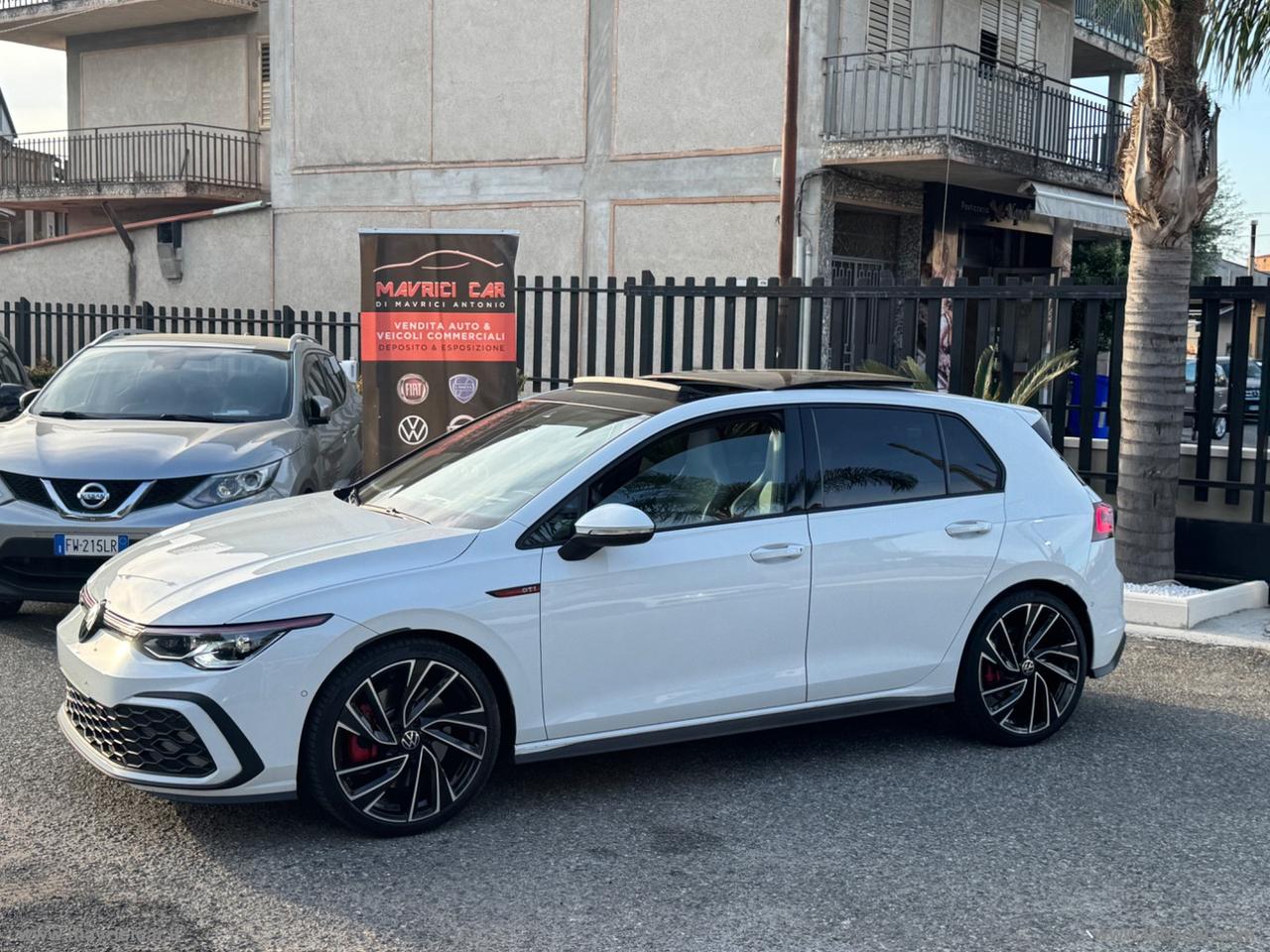 VOLKSWAGEN Golf 2.0 TSI GTI DSG