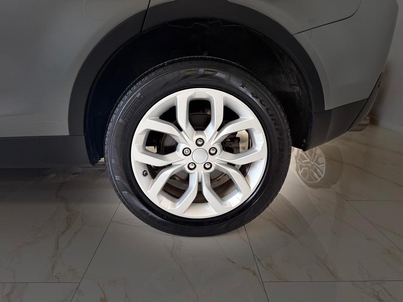 Land Rover Discovery Sport 2.0 TD4 180 CV HSE