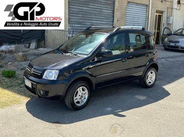 Fiat Panda 1.3 MJT 16V DPF 4x4 Climbing