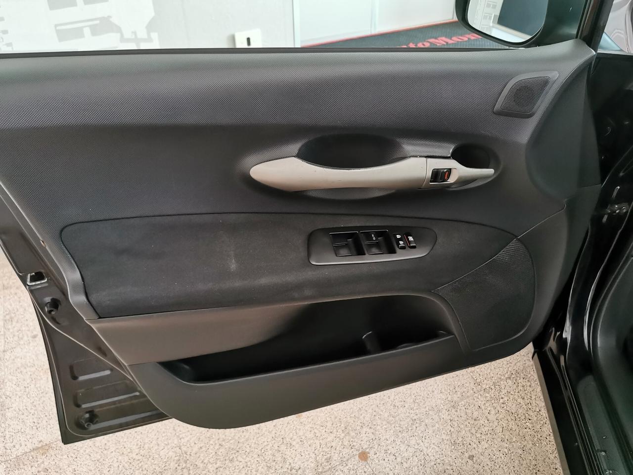 Toyota Auris 1.4 D-4D 5 porte Sol